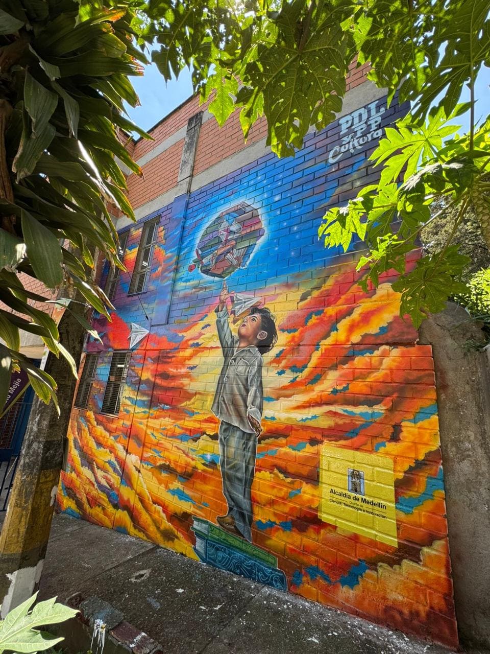 aprender-para-volar-un-mural-que-nos-representa-1