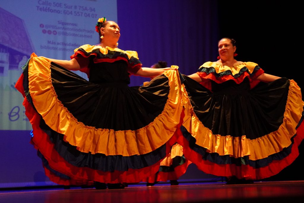 14-anos-multiples-voces-muchas-historias-2